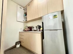 United Square (D11), Office #540842671